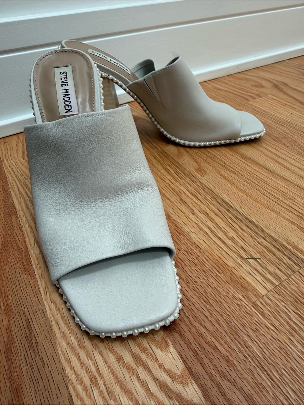 Steve Madden Decoded Cream Leather Pearl-Trim Slide Mules 9